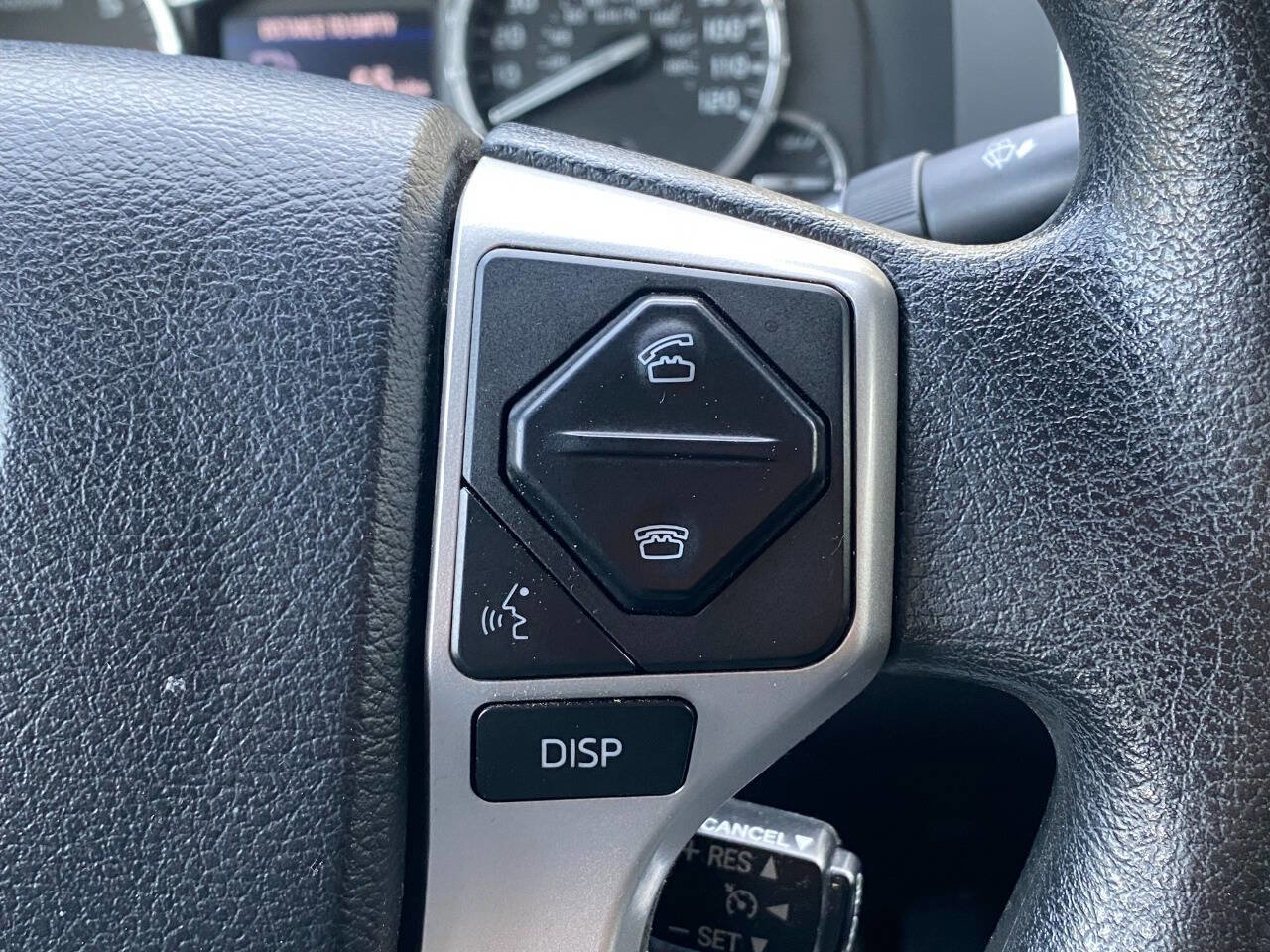 Used 2014 Toyota Tundra SR5 w/ SR5 Upgrade Package image 25