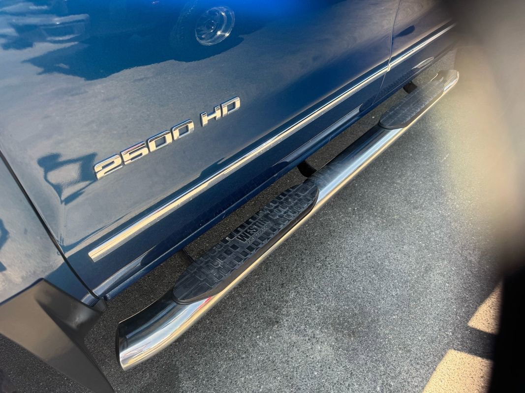 Used 2019 Chevrolet Silverado 2500 LTZ w/ LTZ Plus Package image 26
