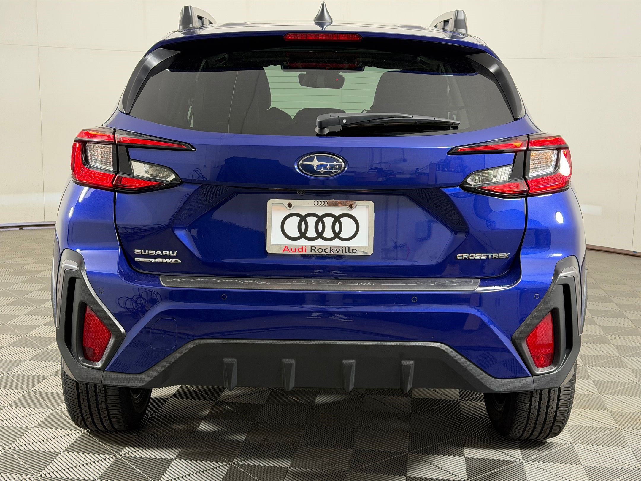 Used 2025 Subaru Crosstrek 2.5i Limited w/ Popular Package #3A AWD/4WD image 9
