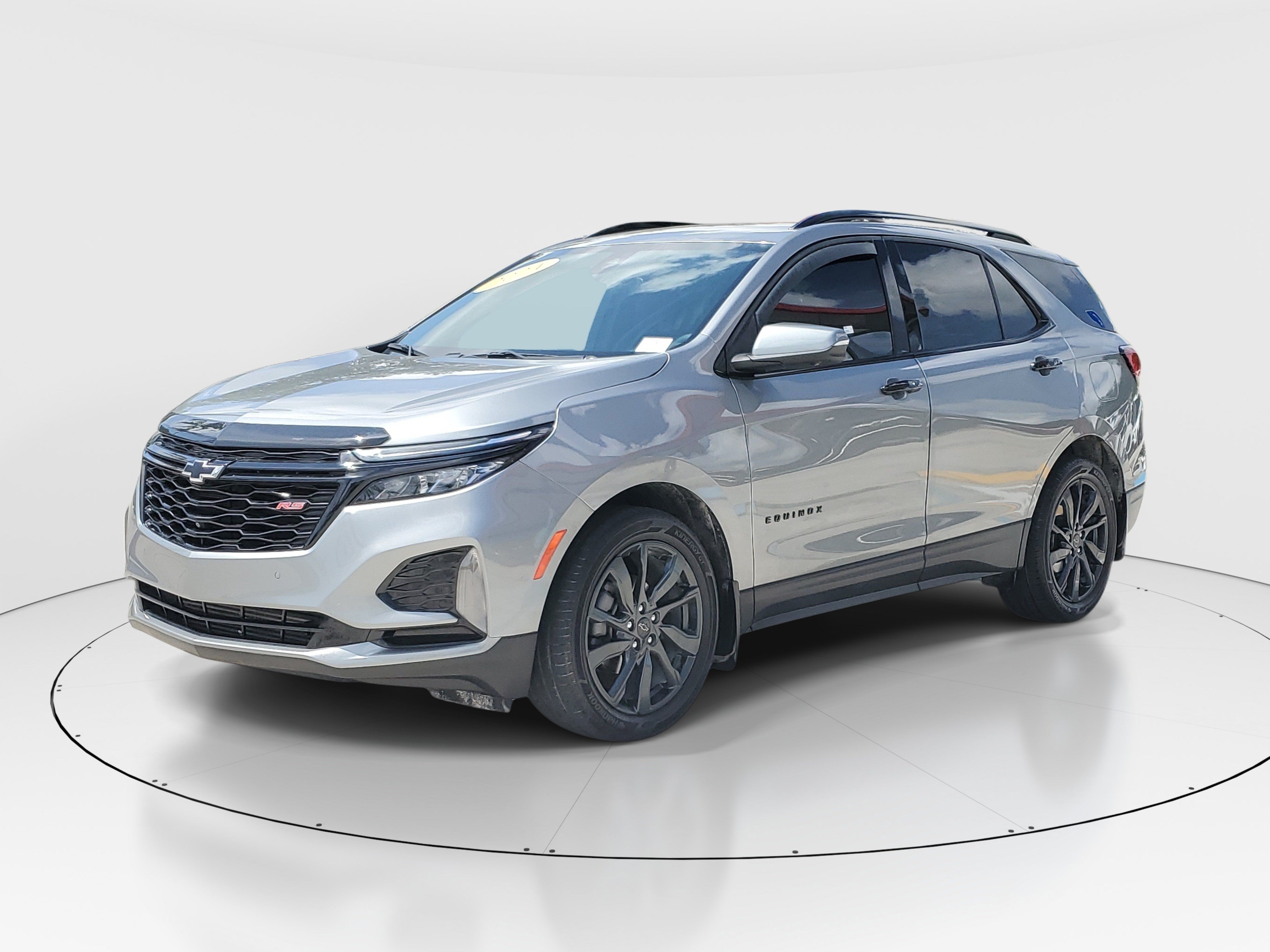 Used 2024 Chevrolet Equinox RS w/ RS Leather Package FWD image 3