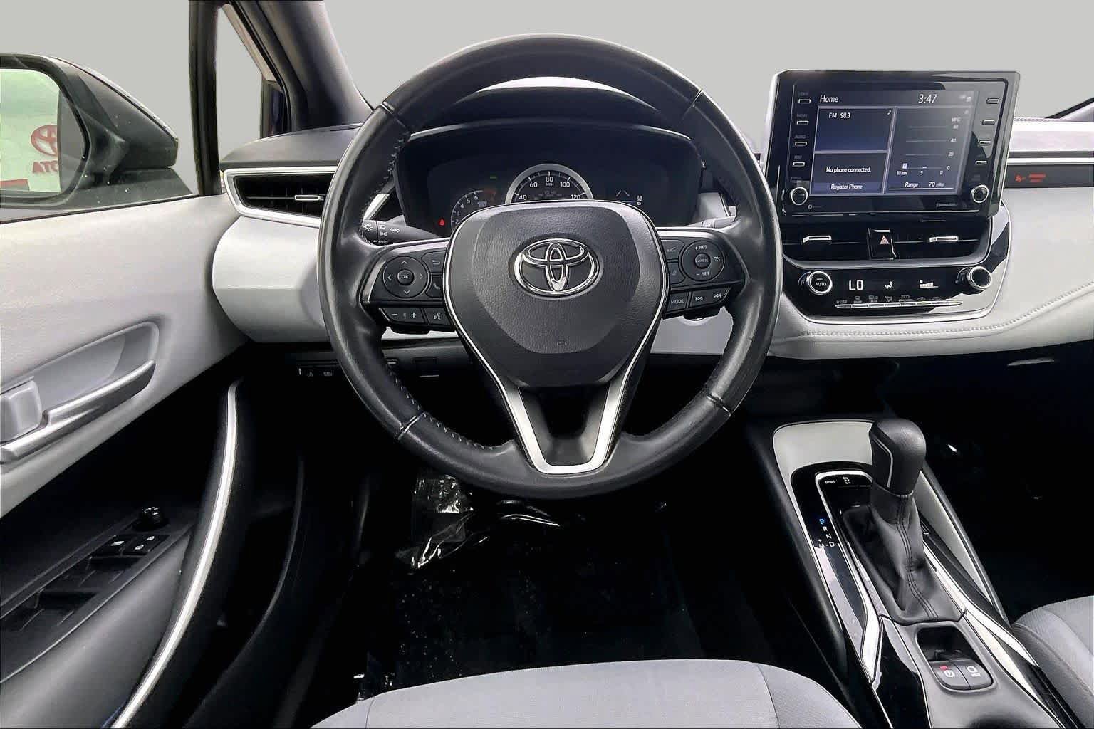Used 2021 Toyota Corolla SE w/ SE Premium Package FWD image 6
