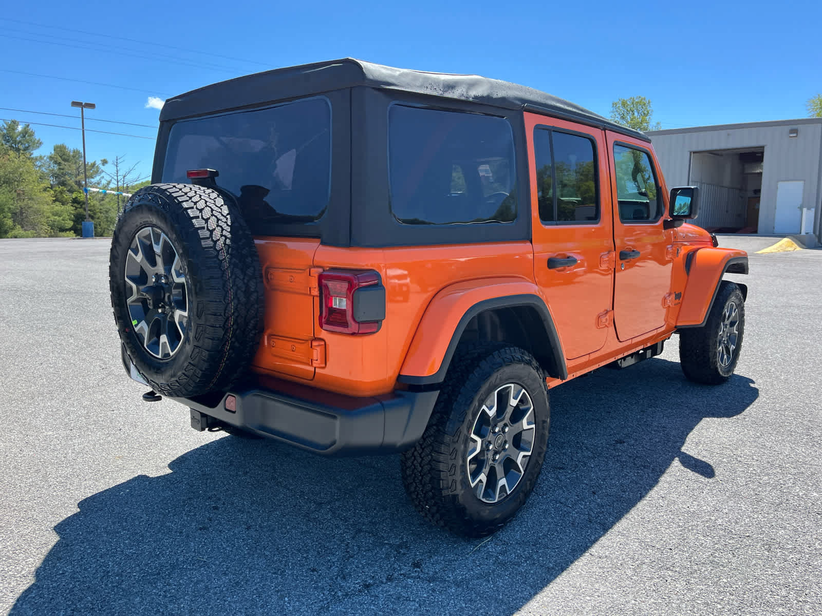 New 2026 Jeep Wrangler Unlimited Sahara AWD/4WD image 3