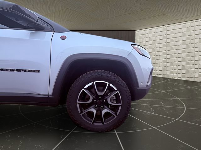Certified 2025 Jeep Compass Trailhawk w/ Trailhawk Elite Group image 37
