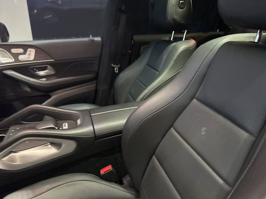 Used 2022 Mercedes-Benz GLS 450 4MATIC image 6