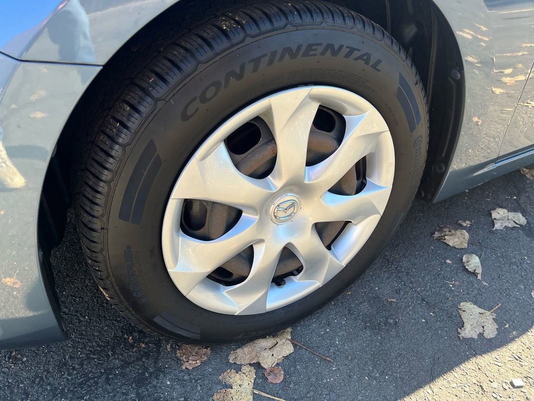 Used 2015 MAZDA MAZDA3 i Sport image 24