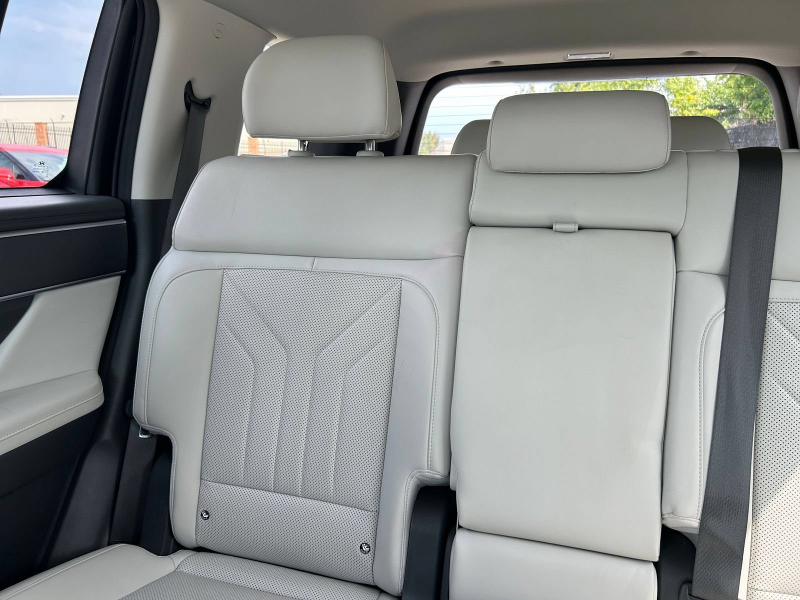 Used 2026 Hyundai Santa Fe SEL FWD image 58