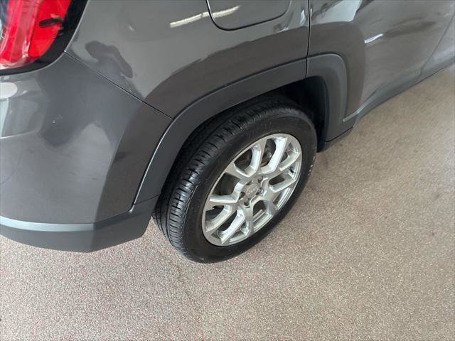 Certified 2024 Jeep Compass Latitude AWD/4WD image 16