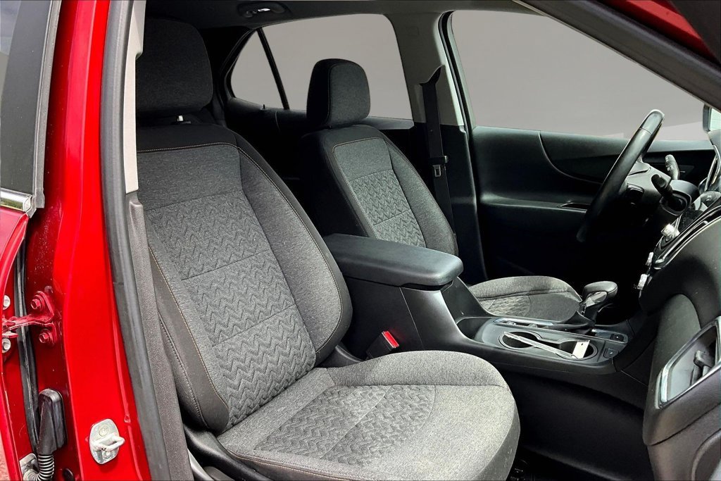 Used 2023 Chevrolet Equinox LT AWD/4WD image 26