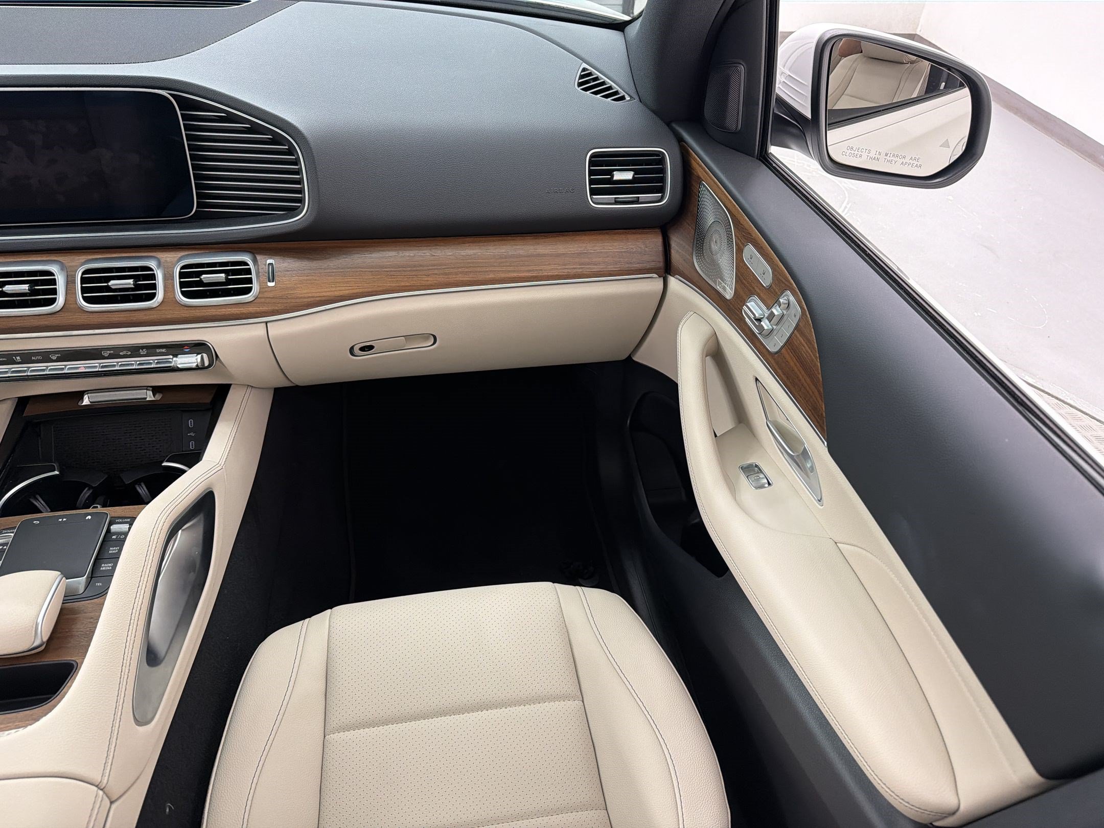 Used 2025 Mercedes-Benz GLE 450 4MATIC image 30
