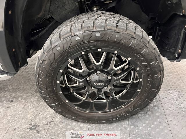 Used 2017 Toyota Tundra Platinum AWD/4WD image 17