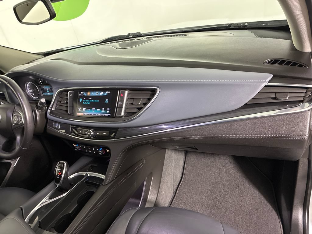 Used 2019 Buick Enclave Essence FWD image 33