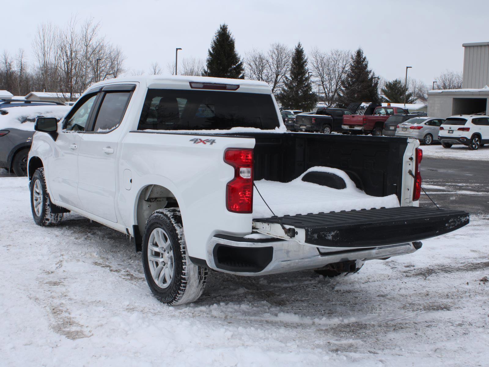 Used 2021 Chevrolet Silverado 1500 LT image 7