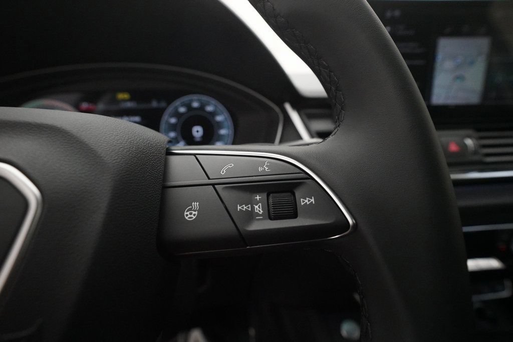 New 2025 Audi Q5 e Premium Plus AWD/4WD image 19