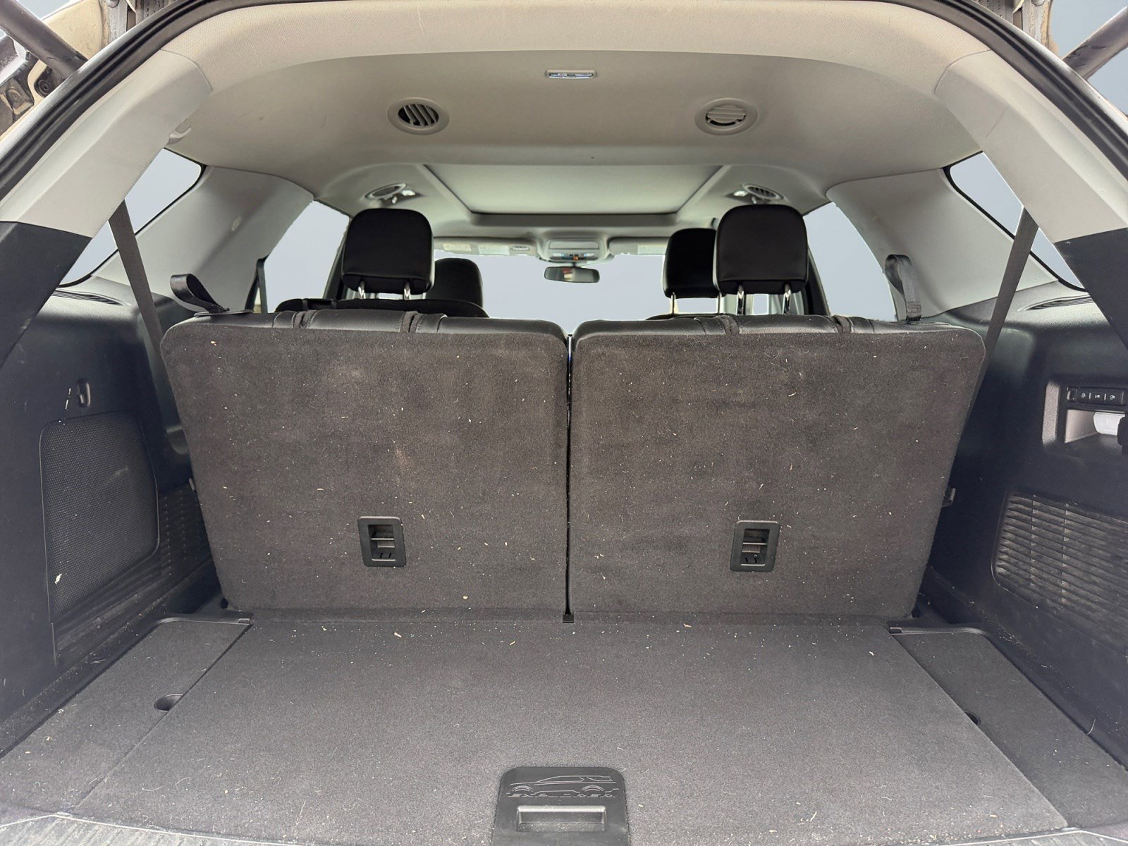 Used 2022 Ford Explorer Limited w/ Equipment Group 301A image 16