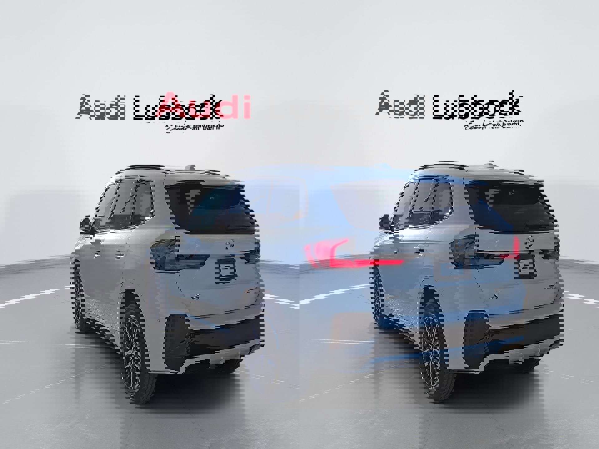 Used 2025 BMW X1 xDrive28i AWD/4WD image 6