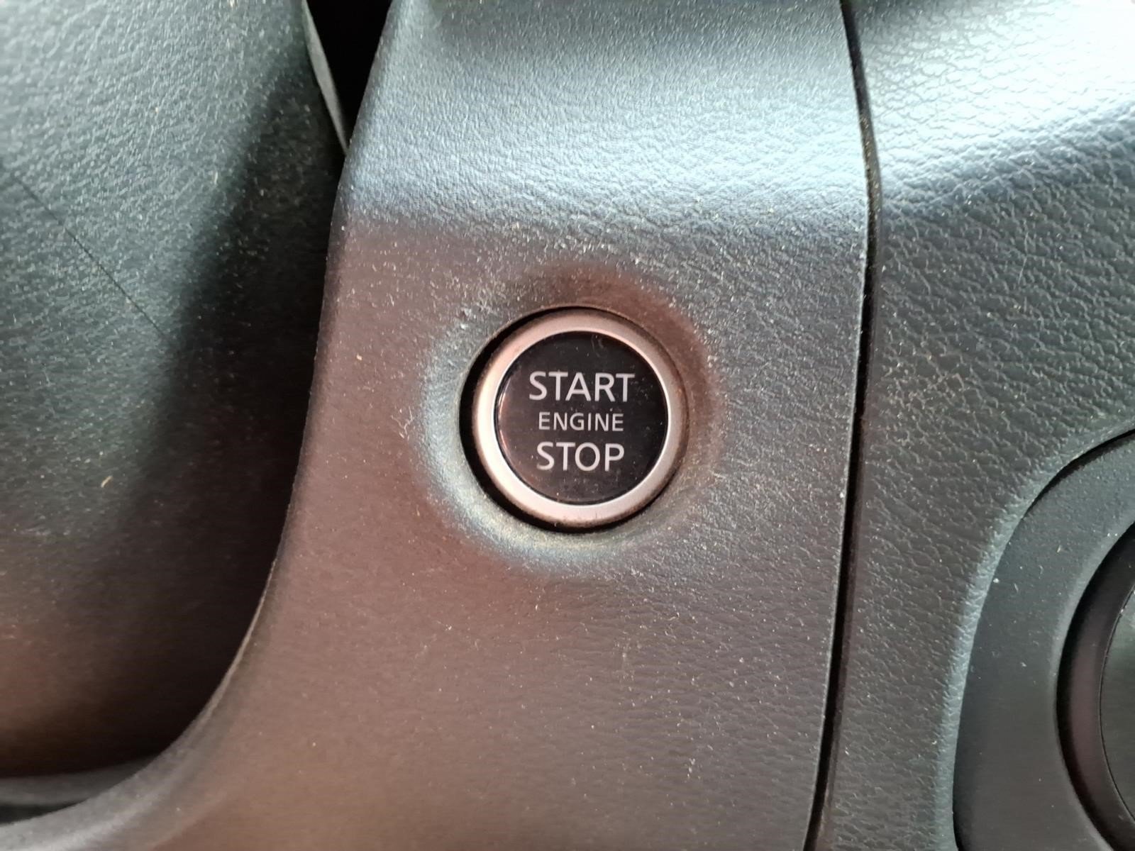 Used 2023 Nissan Frontier SV w/ Technology Package AWD/4WD image 24