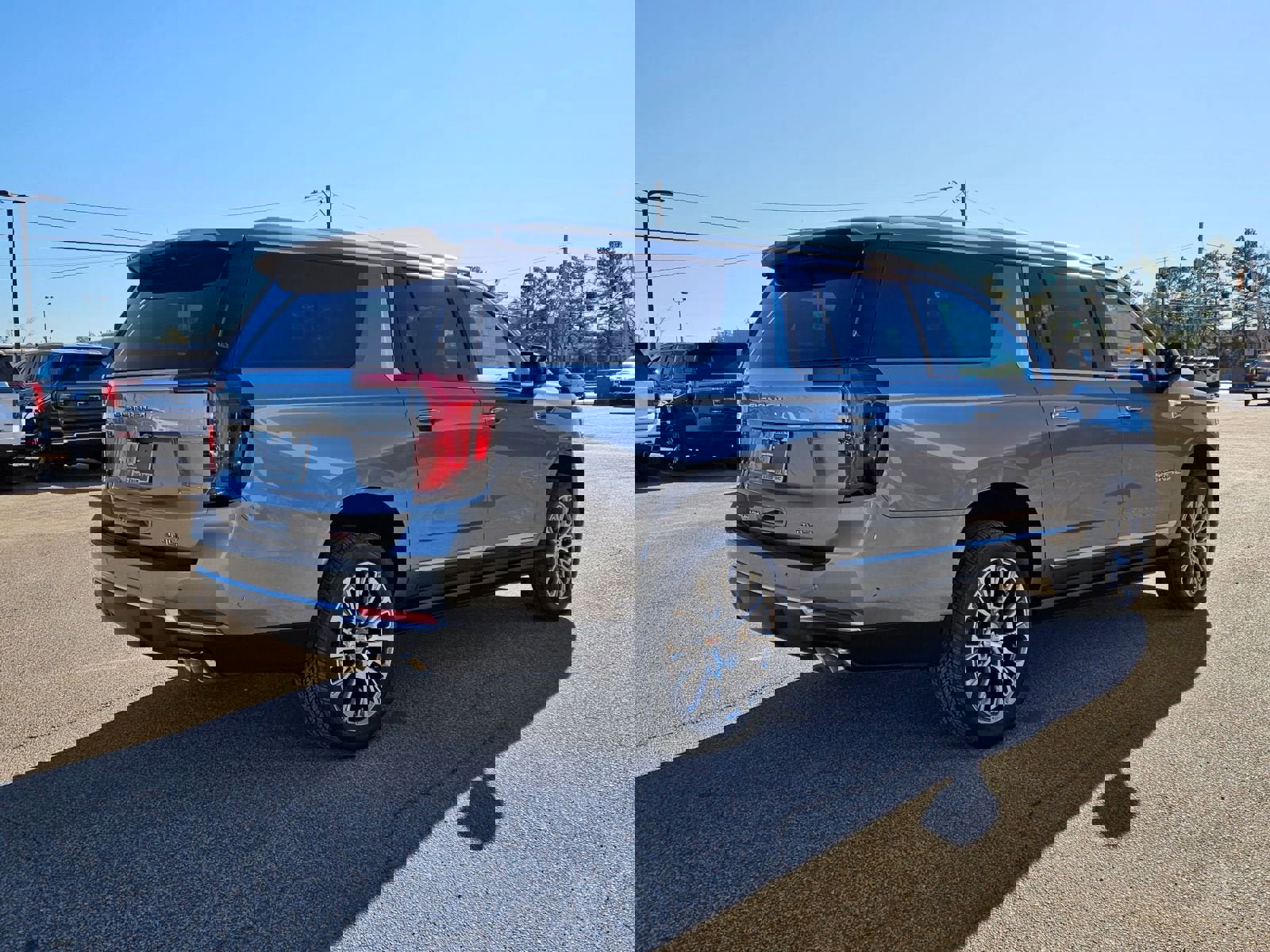 New 2026 GMC Yukon XL Denali w/ Sun & Power Step Package image 6