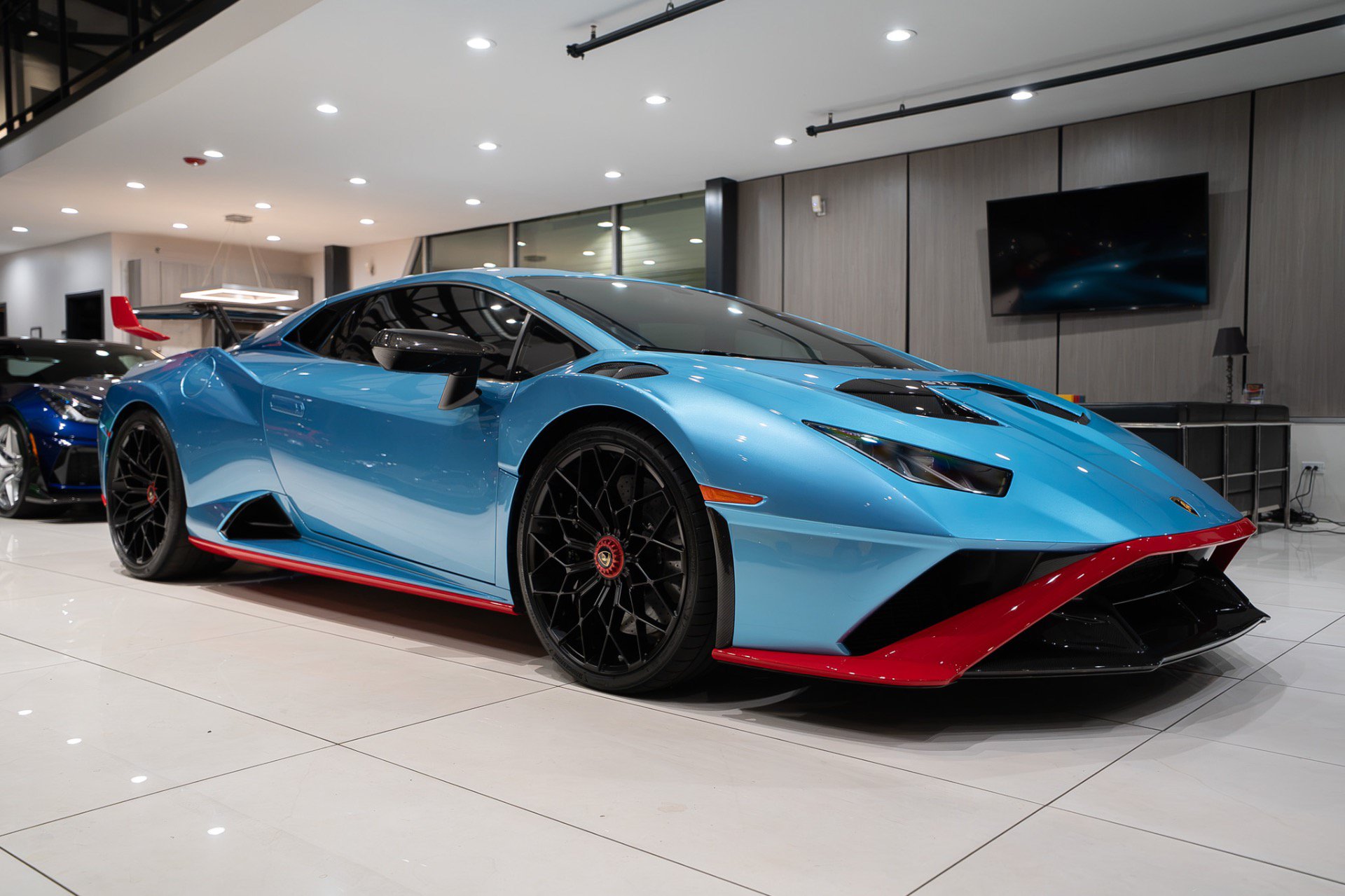 Used 2023 Lamborghini Huracan STO RWD image 33