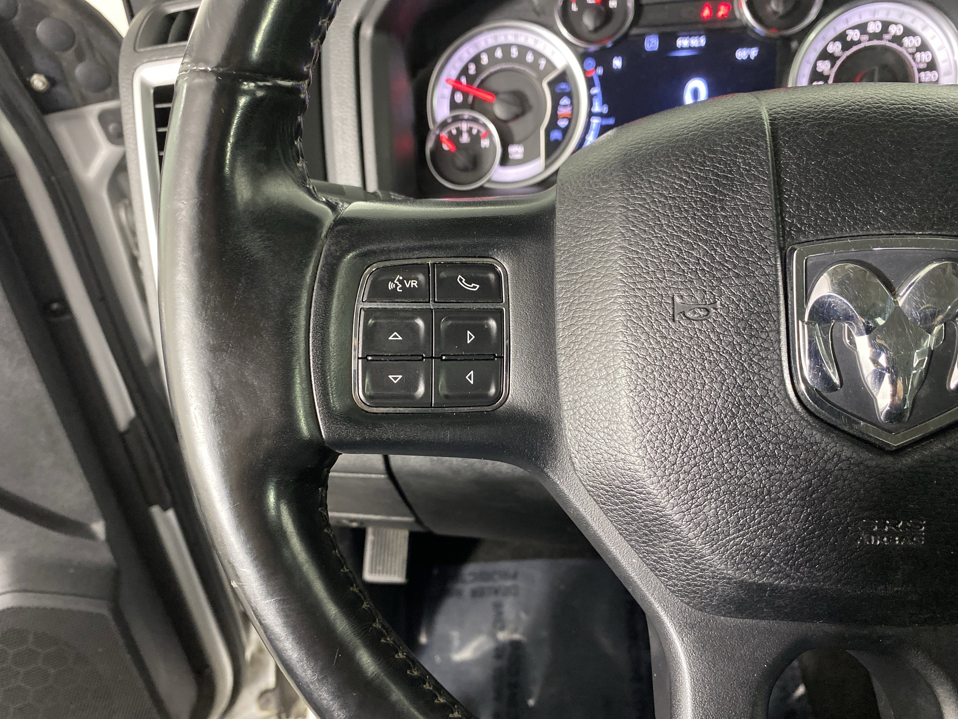 Used 2017 RAM 1500 Big Horn AWD/4WD image 23