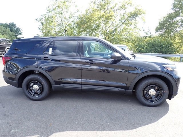 New 2025 Ford Explorer 4WD Police Interceptor image 8