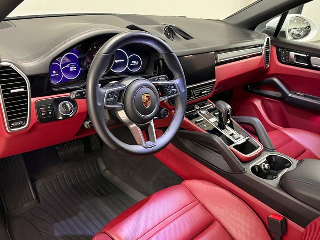 Certified 2023 Porsche Cayenne Platinum Edition AWD/4WD image 4