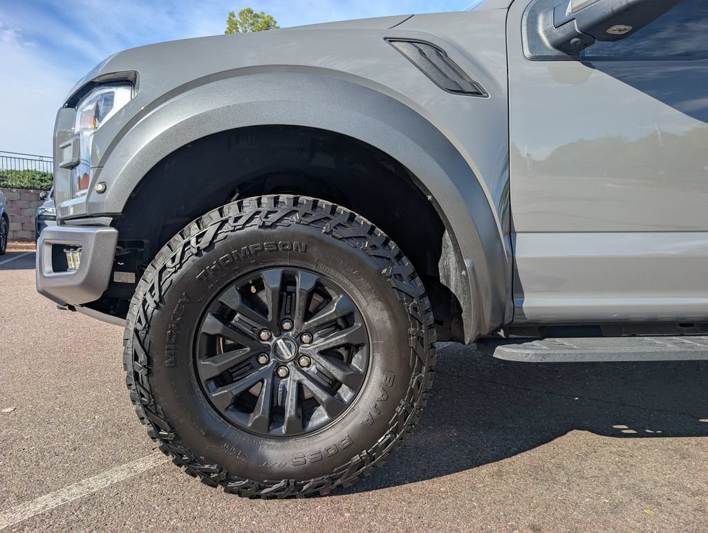 Used 2020 Ford F150 Raptor w/ Equipment Group 802A Luxury AWD/4WD image 11