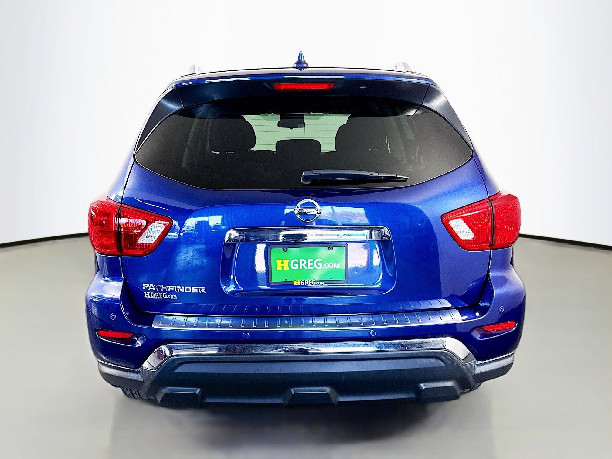 Used 2020 Nissan Pathfinder S image 8