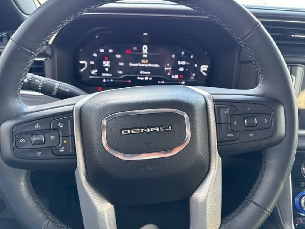 Used 2023 GMC Yukon Denali w/ LPO, Floor Liner Package AWD/4WD image 21