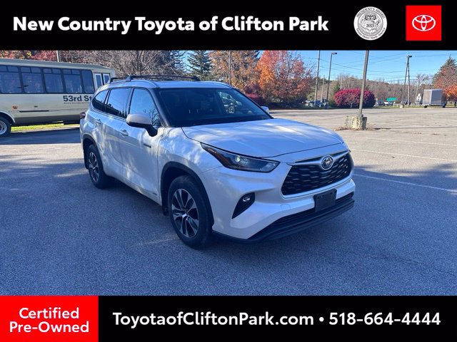 Used 2021 Toyota Highlander XLE