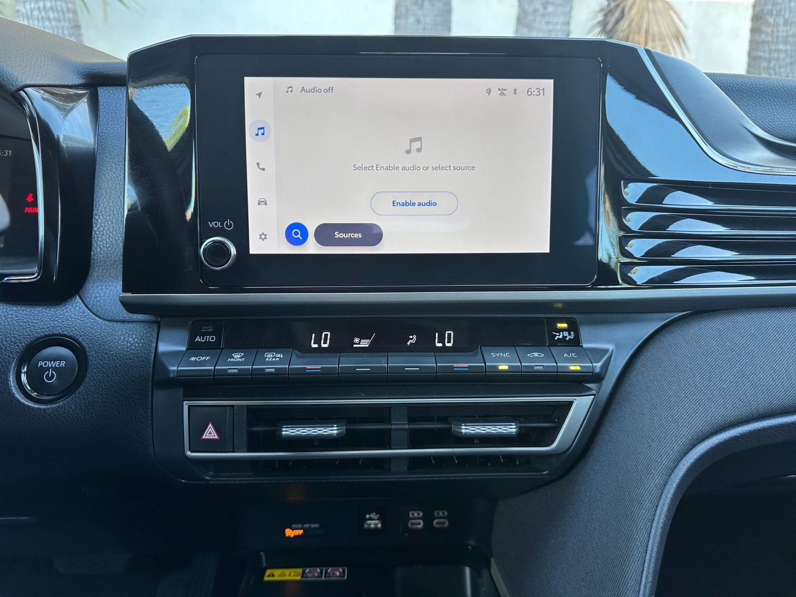 Used 2025 Toyota Camry LE image 21