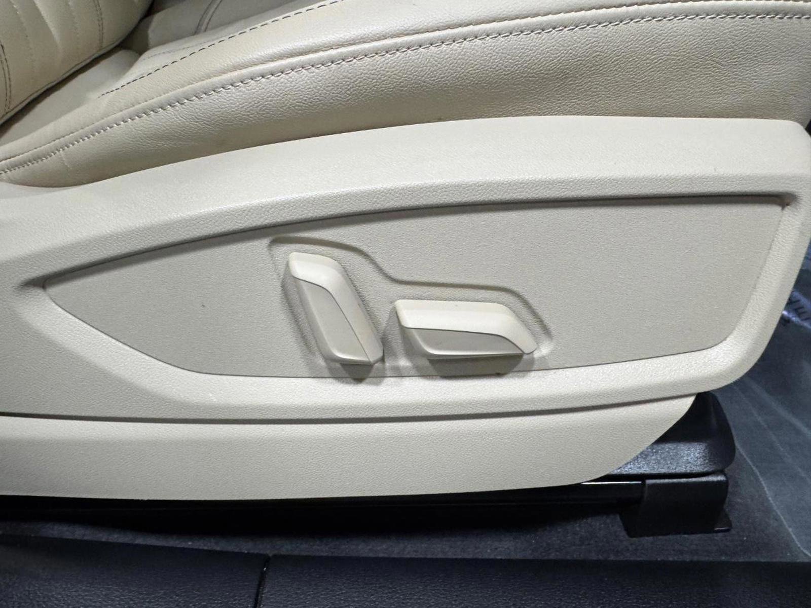 Used 2023 Audi Q5 2.0T Premium w/ Convenience Package image 20