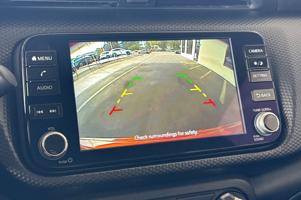 Used 2023 Nissan Kicks SV FWD image 17