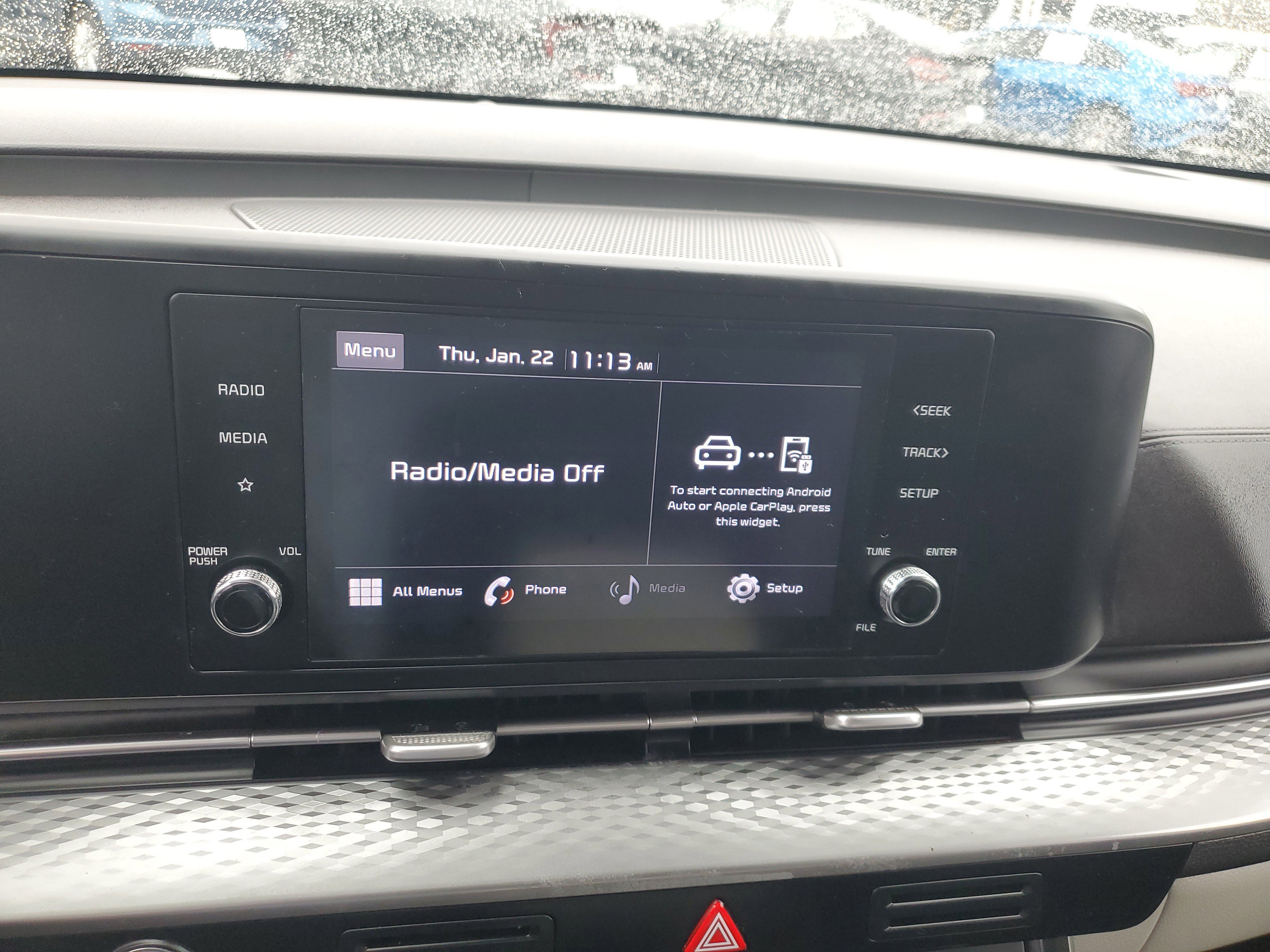 Used 2022 Kia Carnival LX image 19