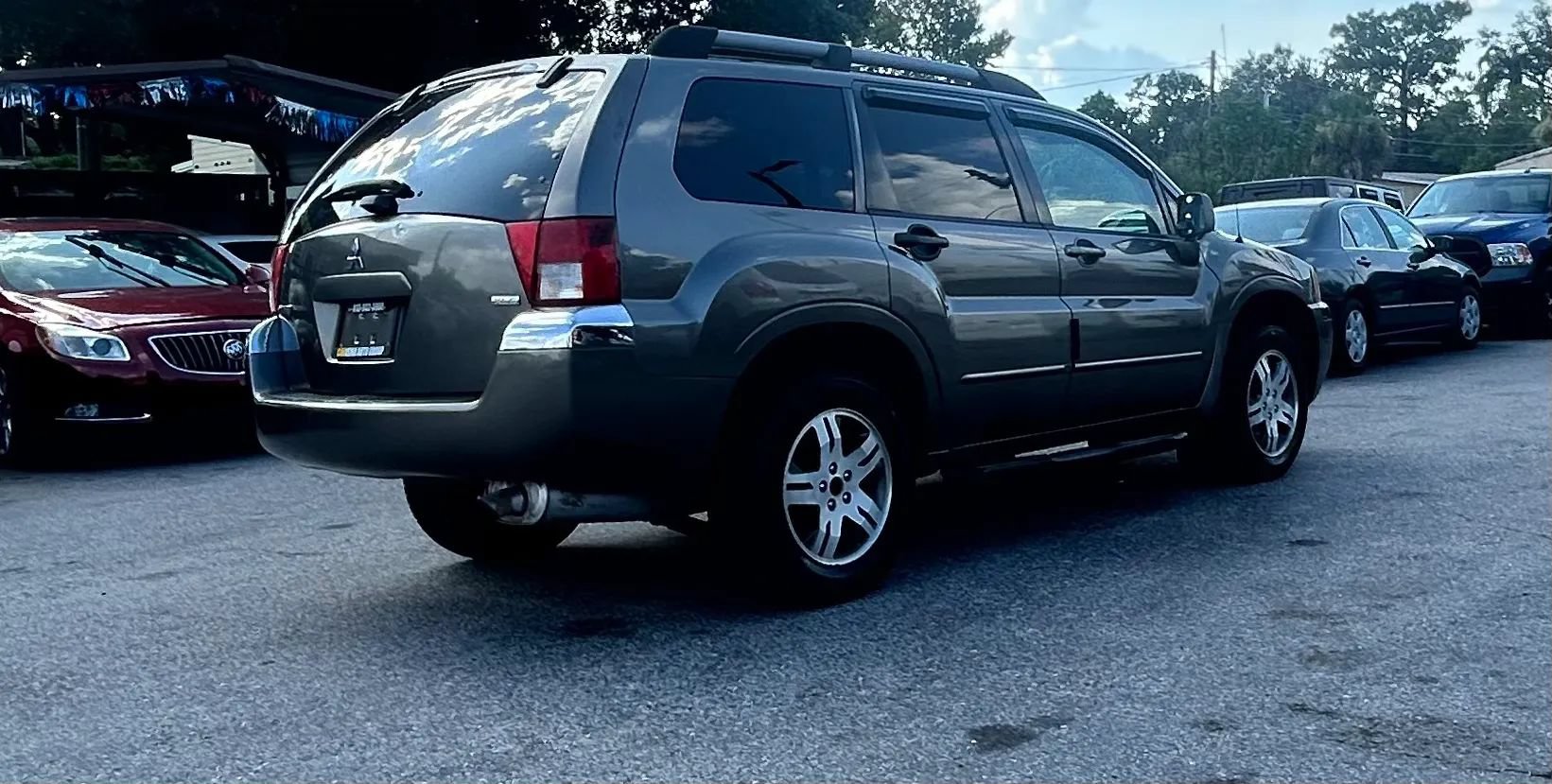 Used 2005 Mitsubishi Endeavor XLS FWD image 7