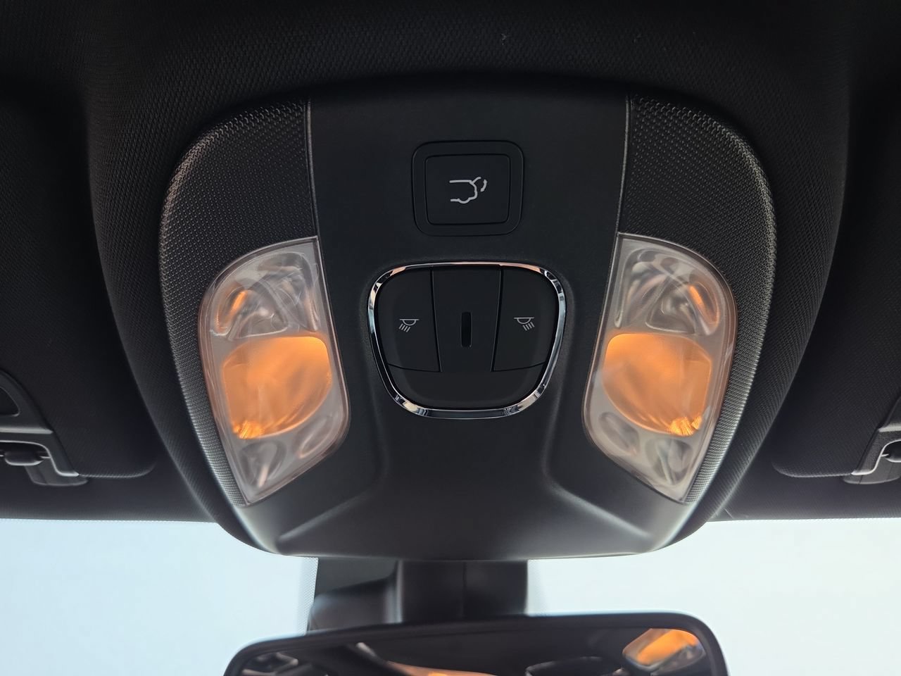 New 2026 Jeep Compass Latitude AWD/4WD image 24