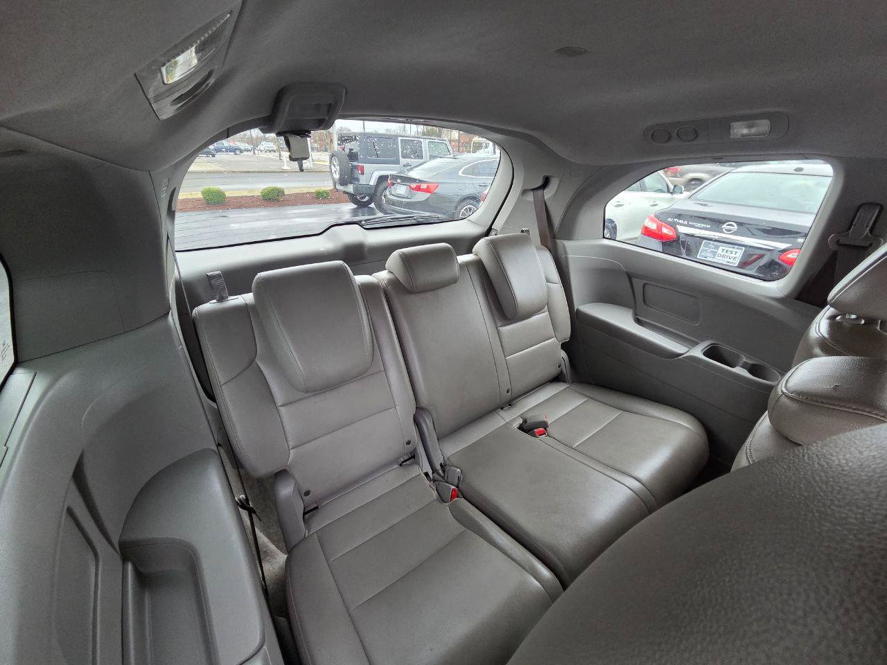Used 2012 Honda Odyssey EX-L image 18