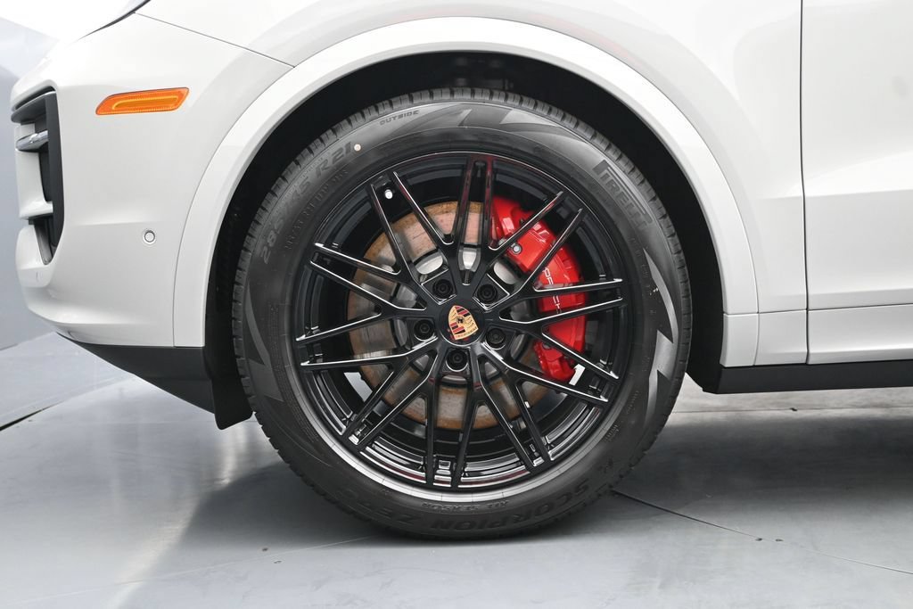 New 2026 Porsche Cayenne S AWD/4WD image 7