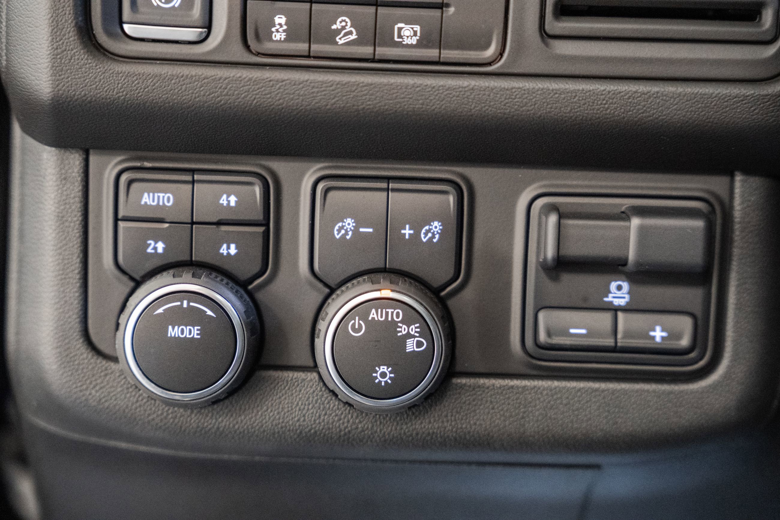 Used 2024 Chevrolet Tahoe Z71 image 49