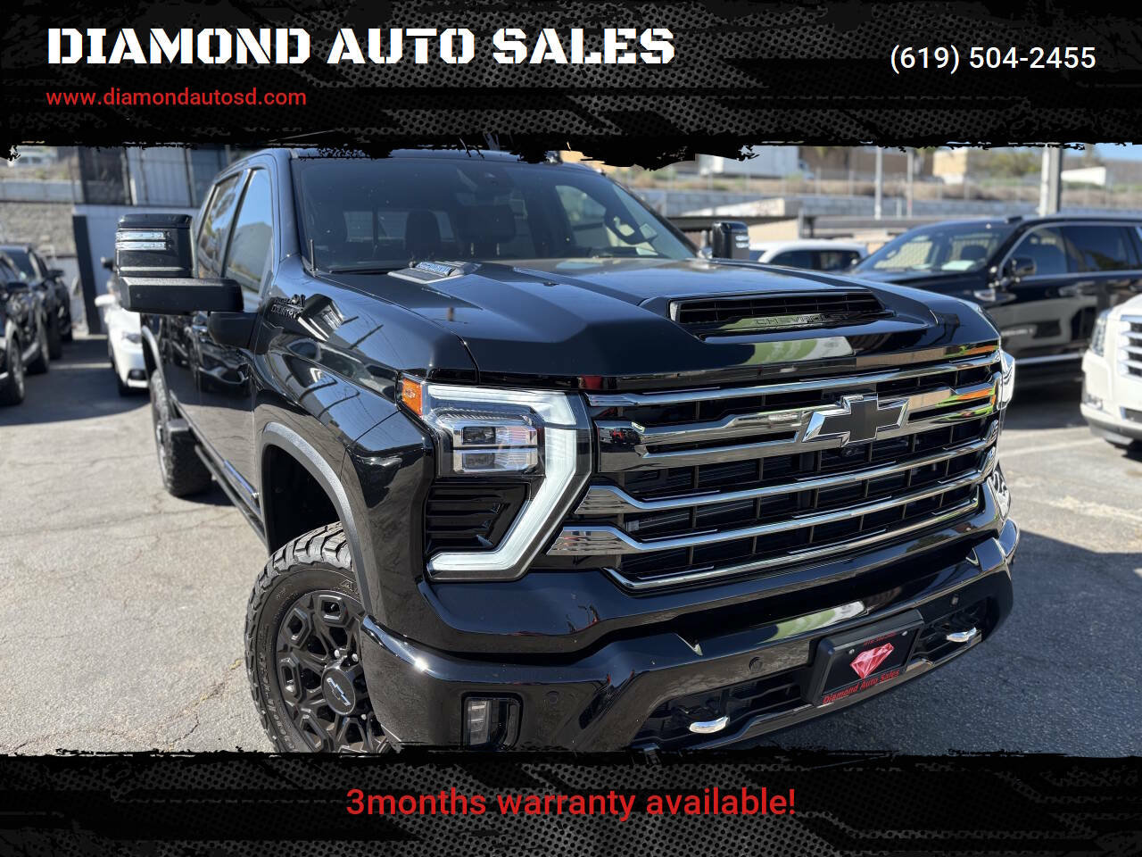 Used 2024 Chevrolet Silverado 2500 High Country w/ Midnight Edition AWD/4WD image 1