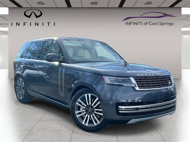 Used 2024 Land Rover Range Rover SE image 1