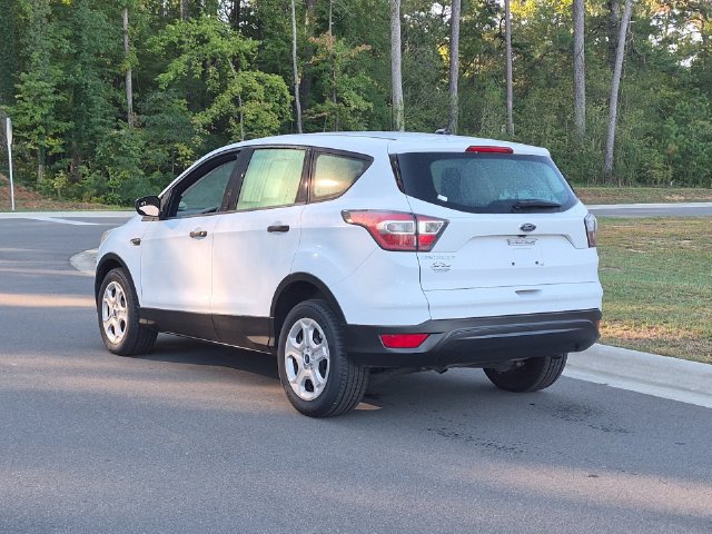 Used 2017 Ford Escape S FWD image 3