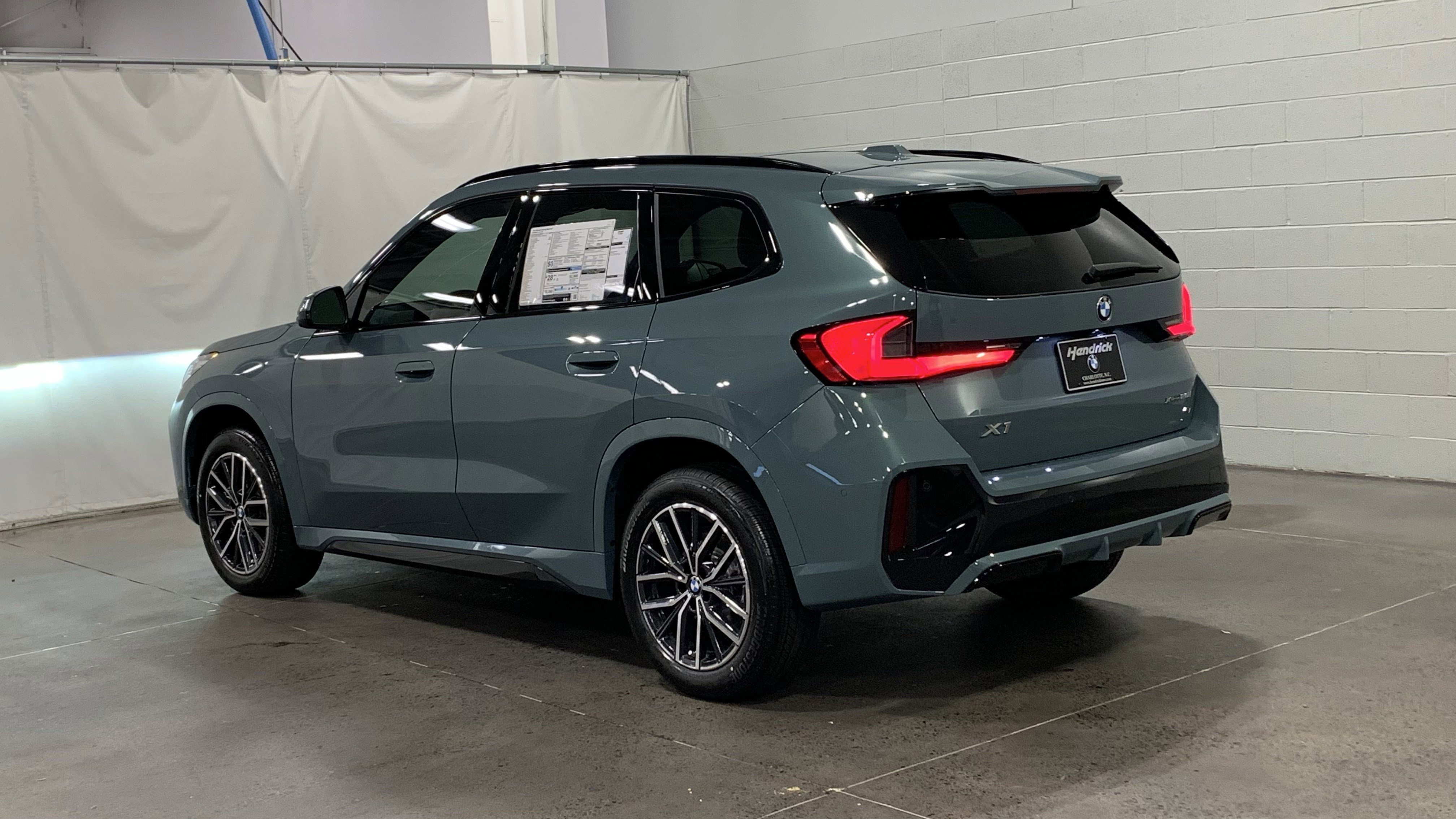 Used 2026 BMW X1 xDrive28i w/ Technology Package image 6