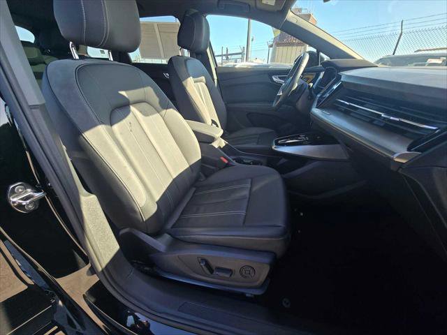 Used 2023 Audi Q4 e-tron Premium Plus w/ Premium Plus image 12