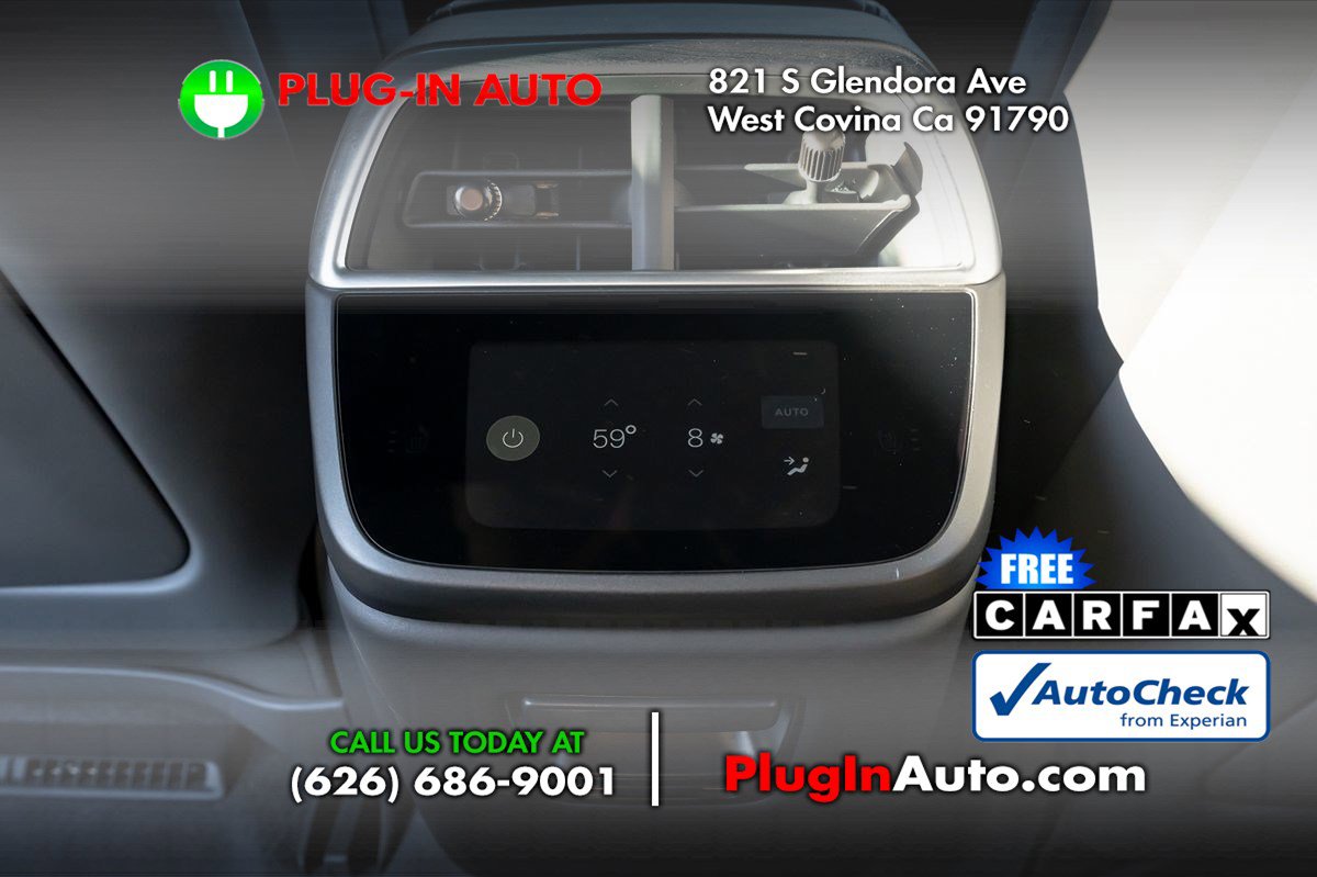 Used 2024 Lucid Air Touring AWD/4WD image 18