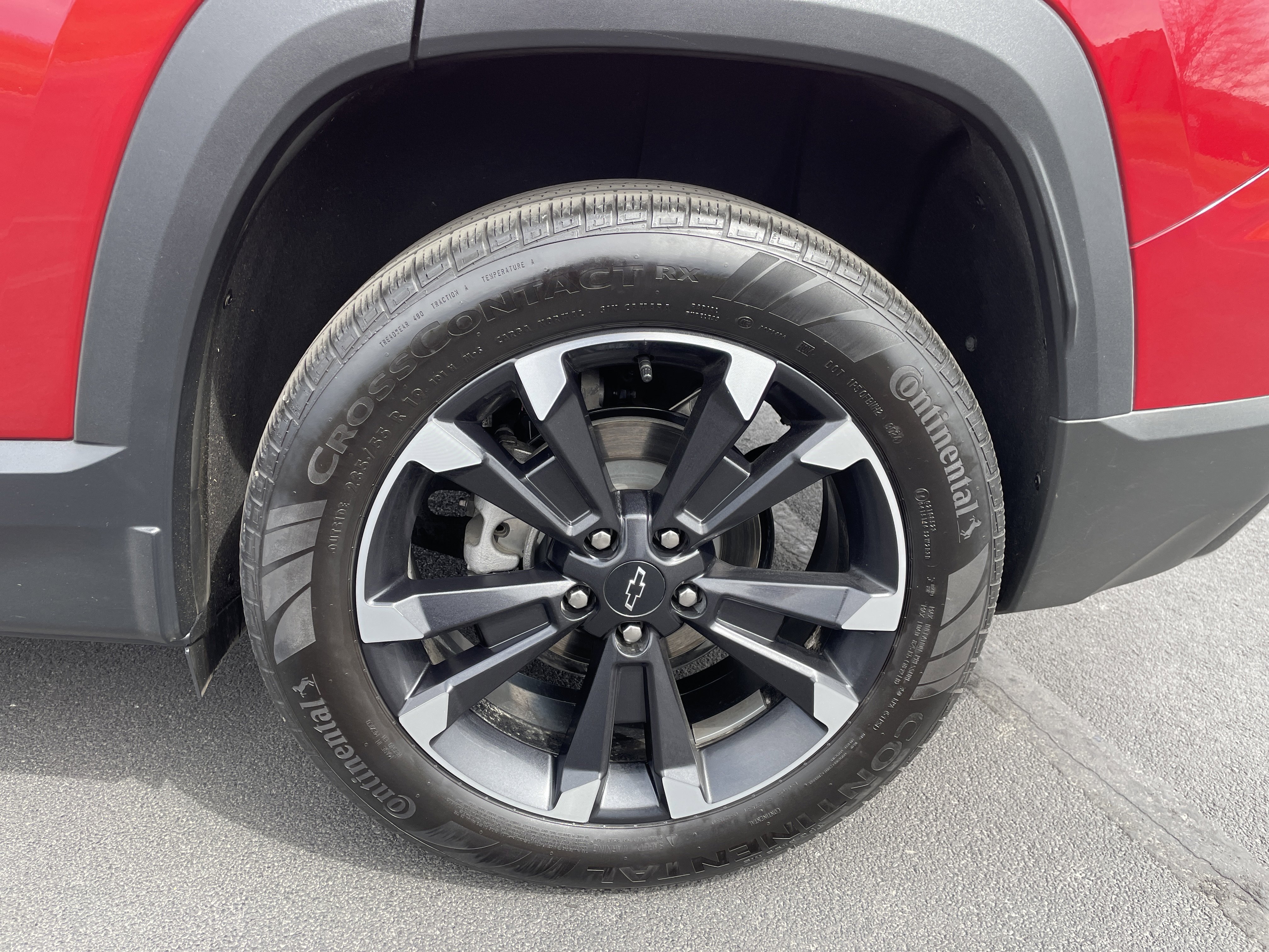 Used 2025 Chevrolet Equinox RS w/ Safety and Technology Package AWD/4WD image 27