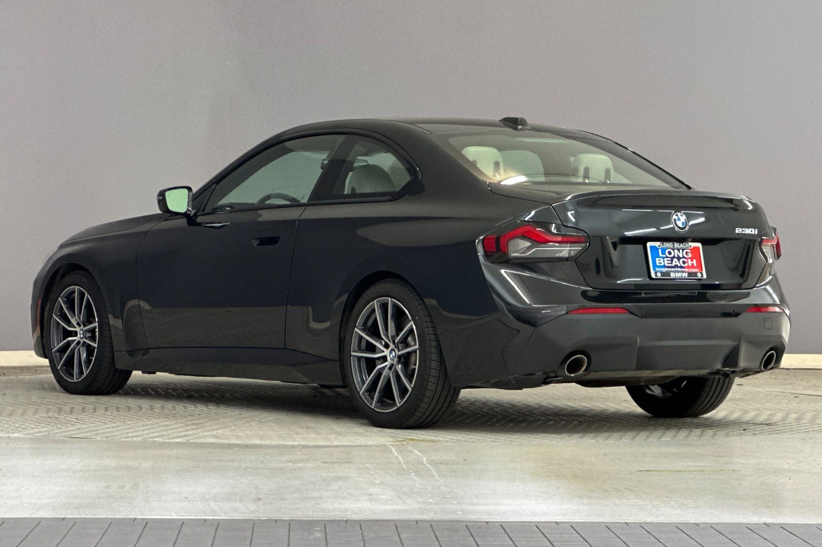 Used 2023 BMW 230i 230i w/ Convenience Package image 3