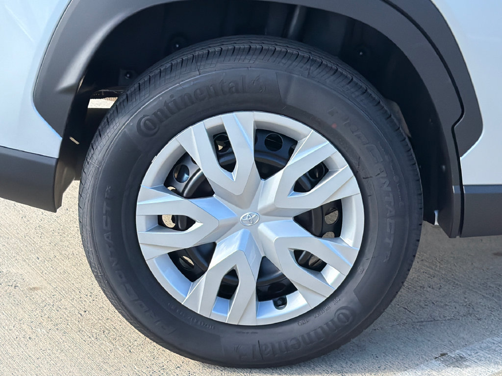New 2026 Toyota Corolla Cross L FWD image 7