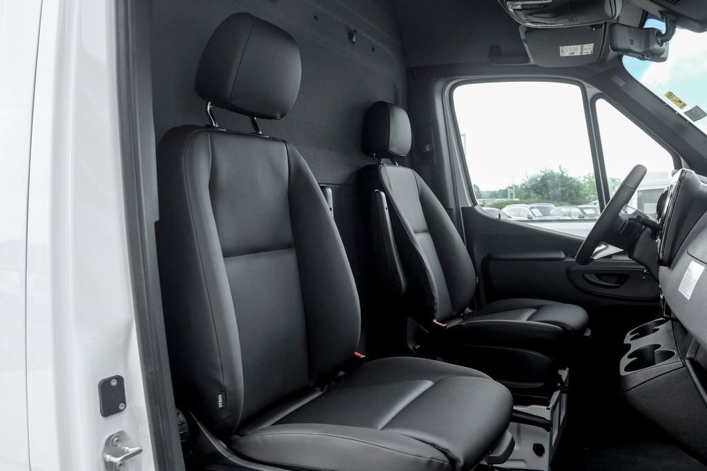 New 2026 Mercedes-Benz Sprinter 2500 image 23