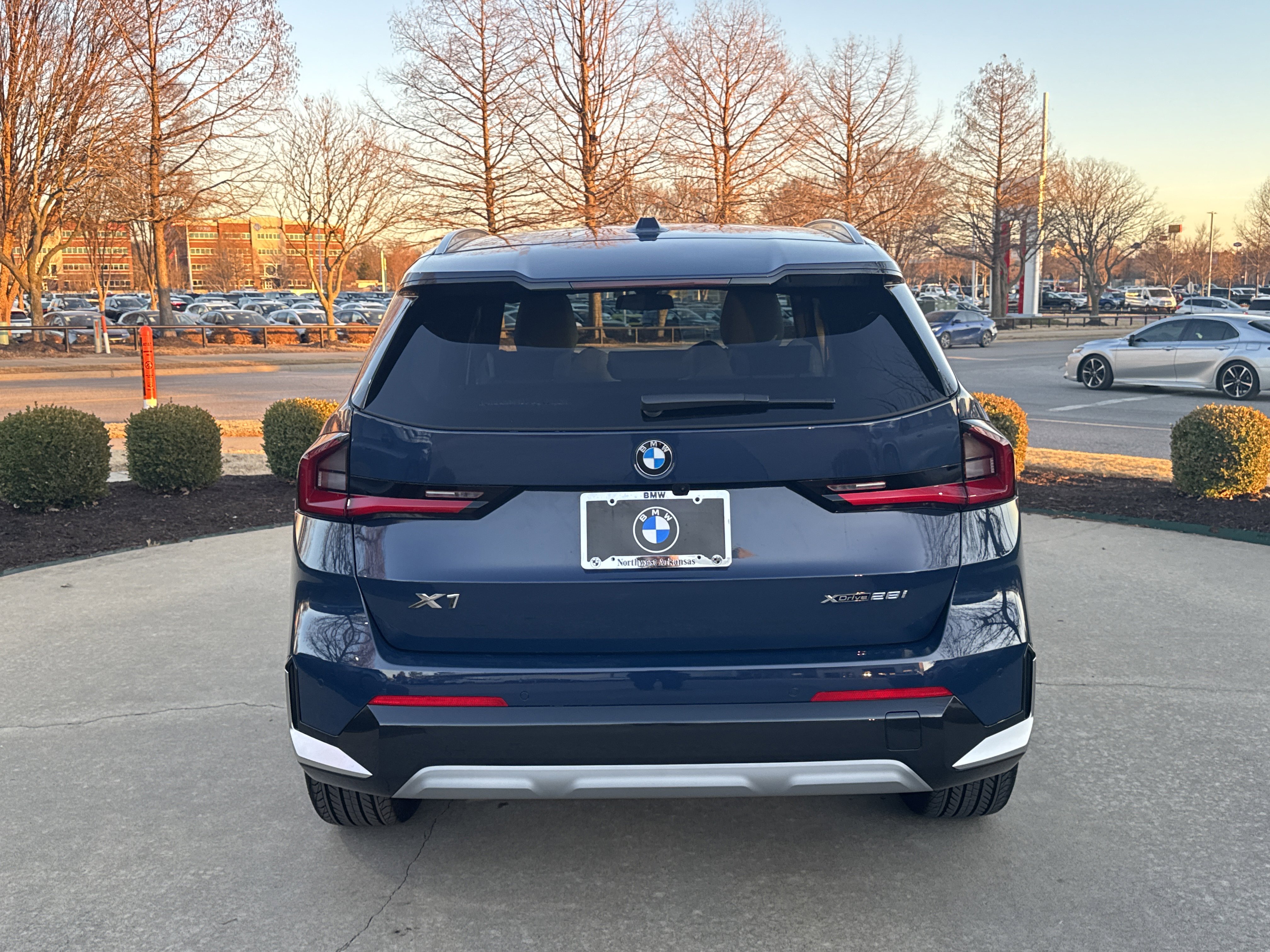 New 2026 BMW X1 xDrive28i w/ Technology Package AWD/4WD image 4