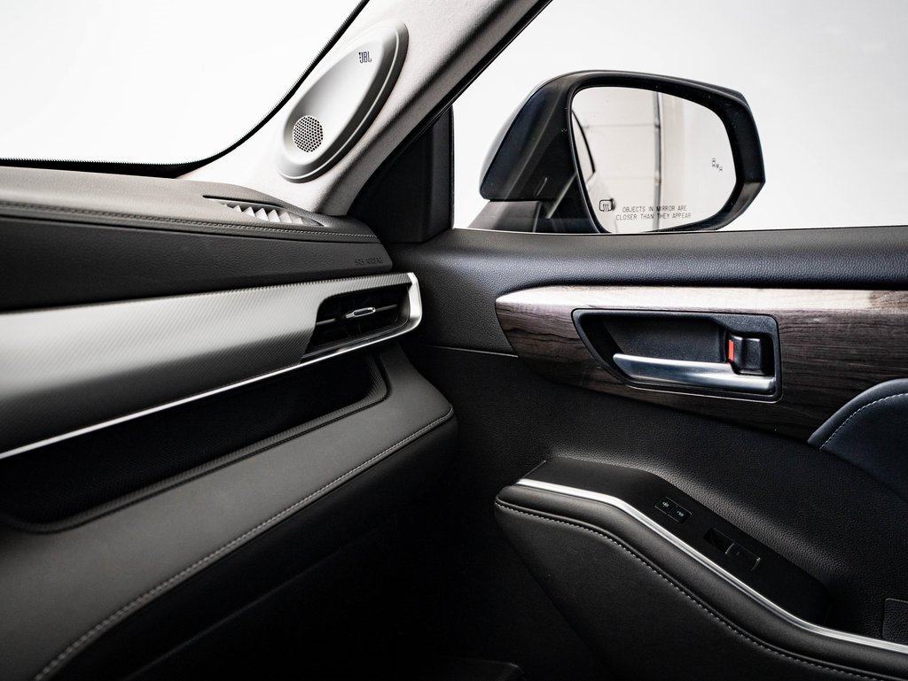 Used 2023 Toyota Highlander Platinum image 43